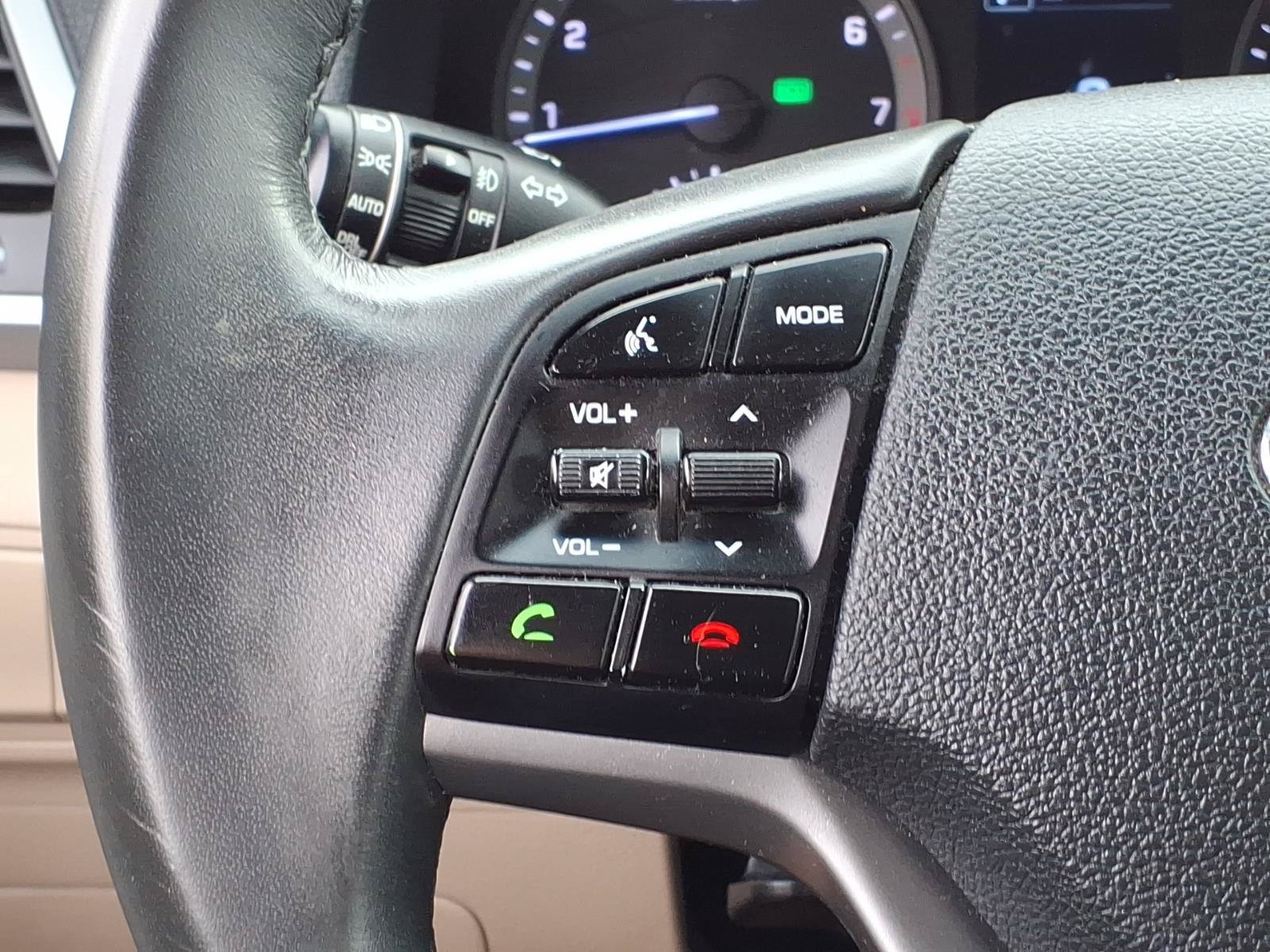 Used 2018 Hyundai Tucson SEL Plus w/ Cargo Package AWD/4WD image 21
