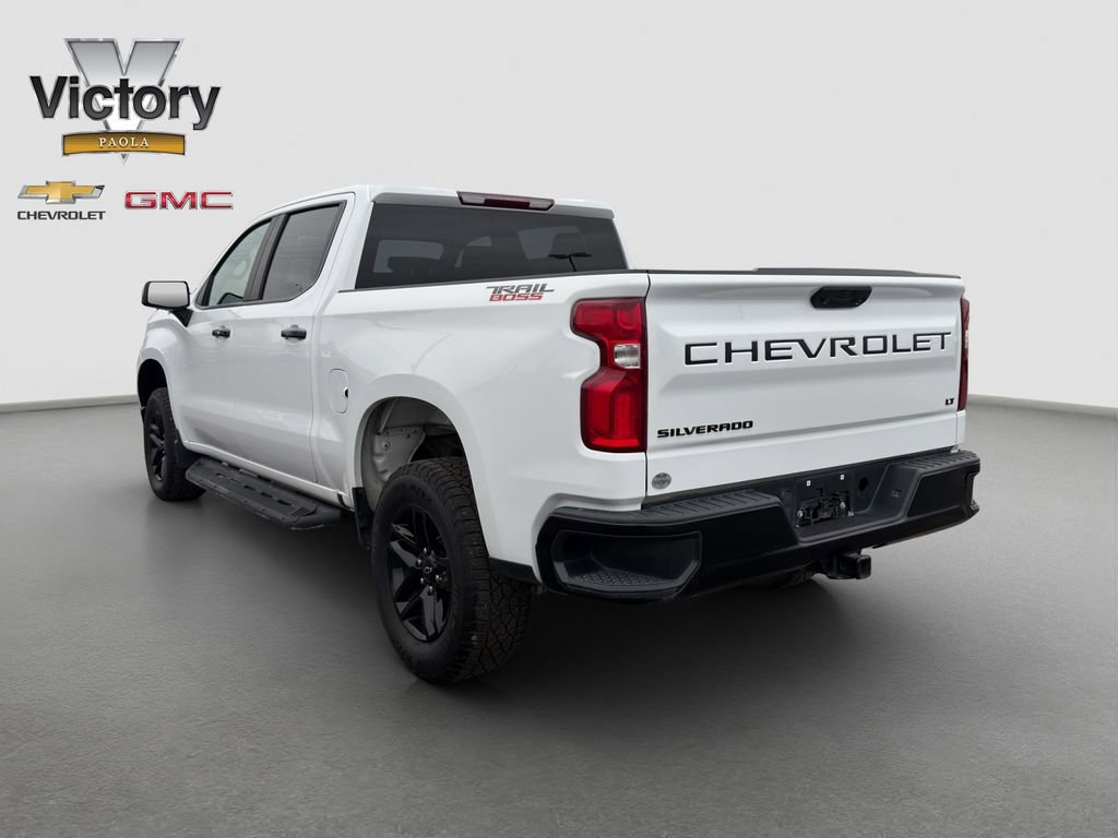 Used 2022 Chevrolet Silverado 1500 LT Trail Boss w/ LPO, Dark Essentials Package image 4