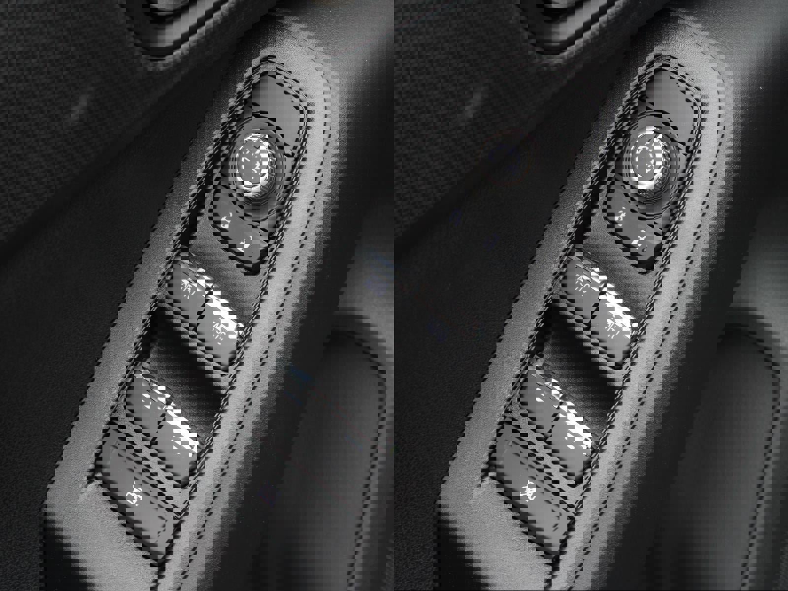 New 2025 Subaru Crosstrek 2.5i Limited w/ Popular Package #3A image 16