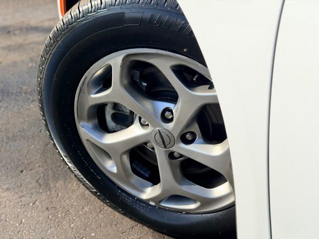 Used 2023 Chrysler Pacifica Limited image 31