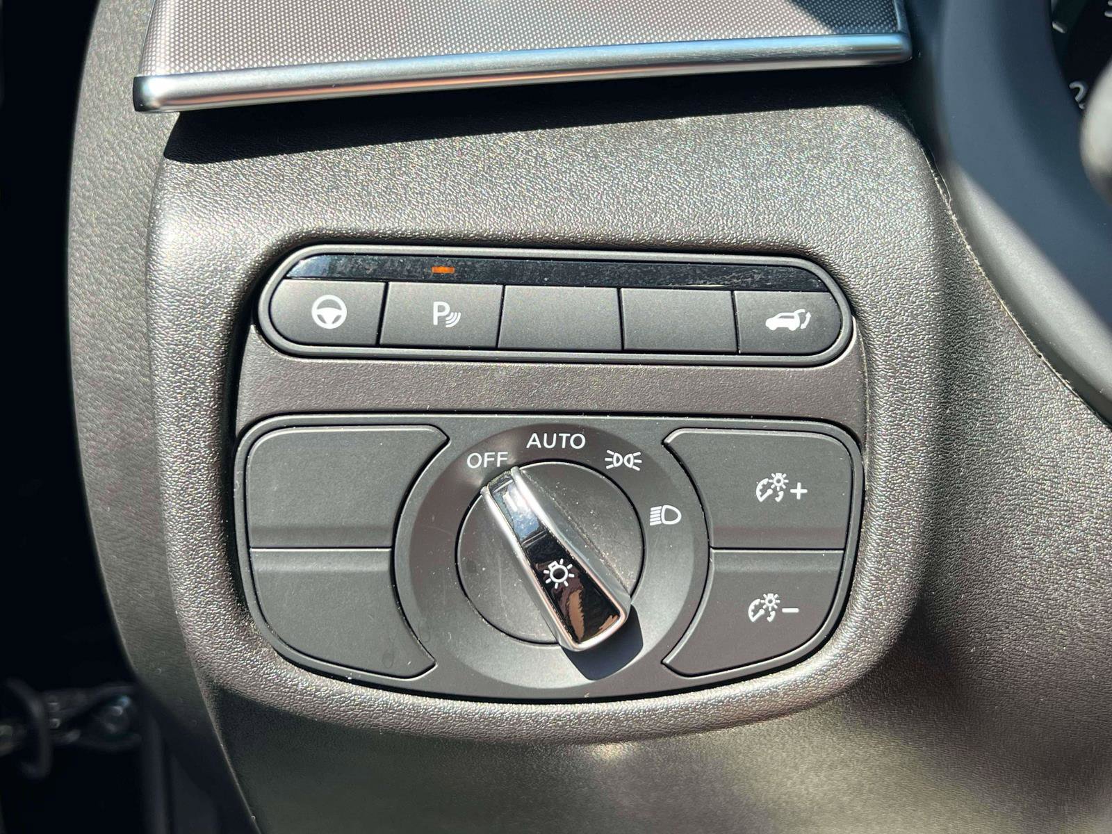 Used 2023 INFINITI QX50 Luxe AWD/4WD image 15
