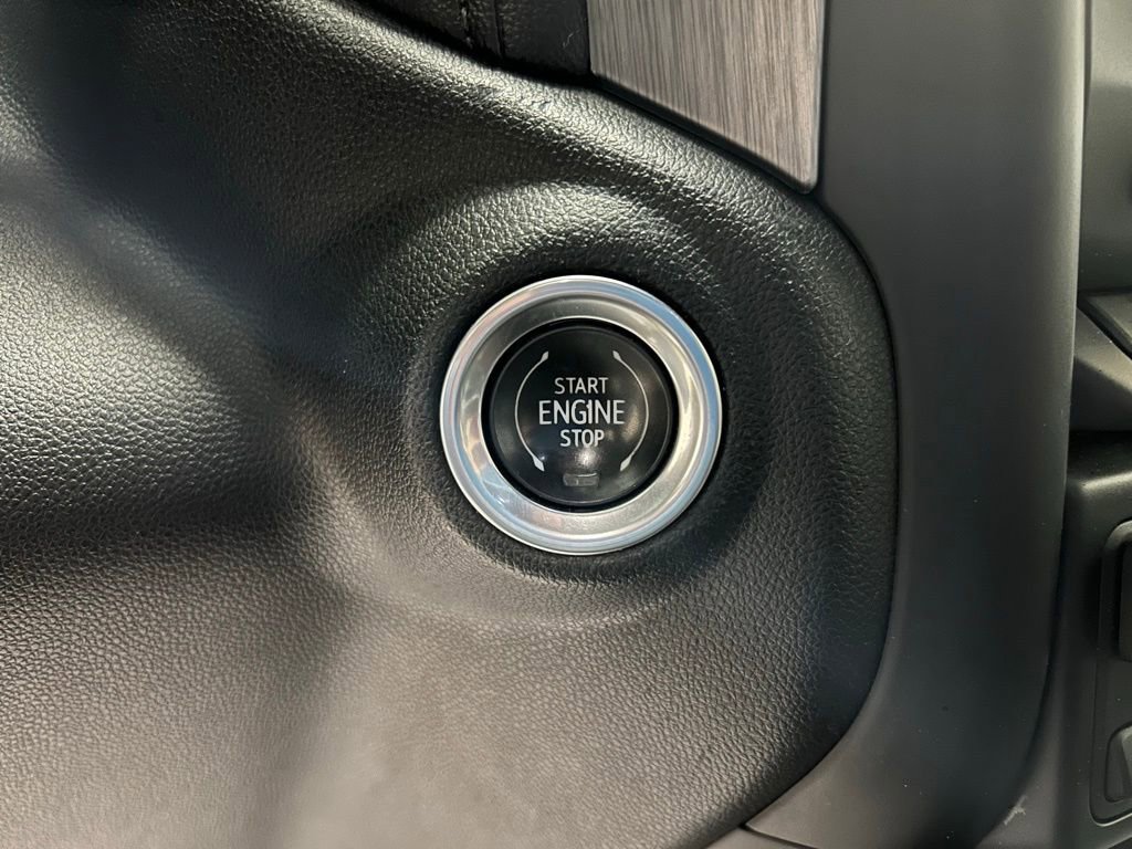 Used 2019 GMC Sierra 1500 Denali w/ Denali Ultimate Package image 14