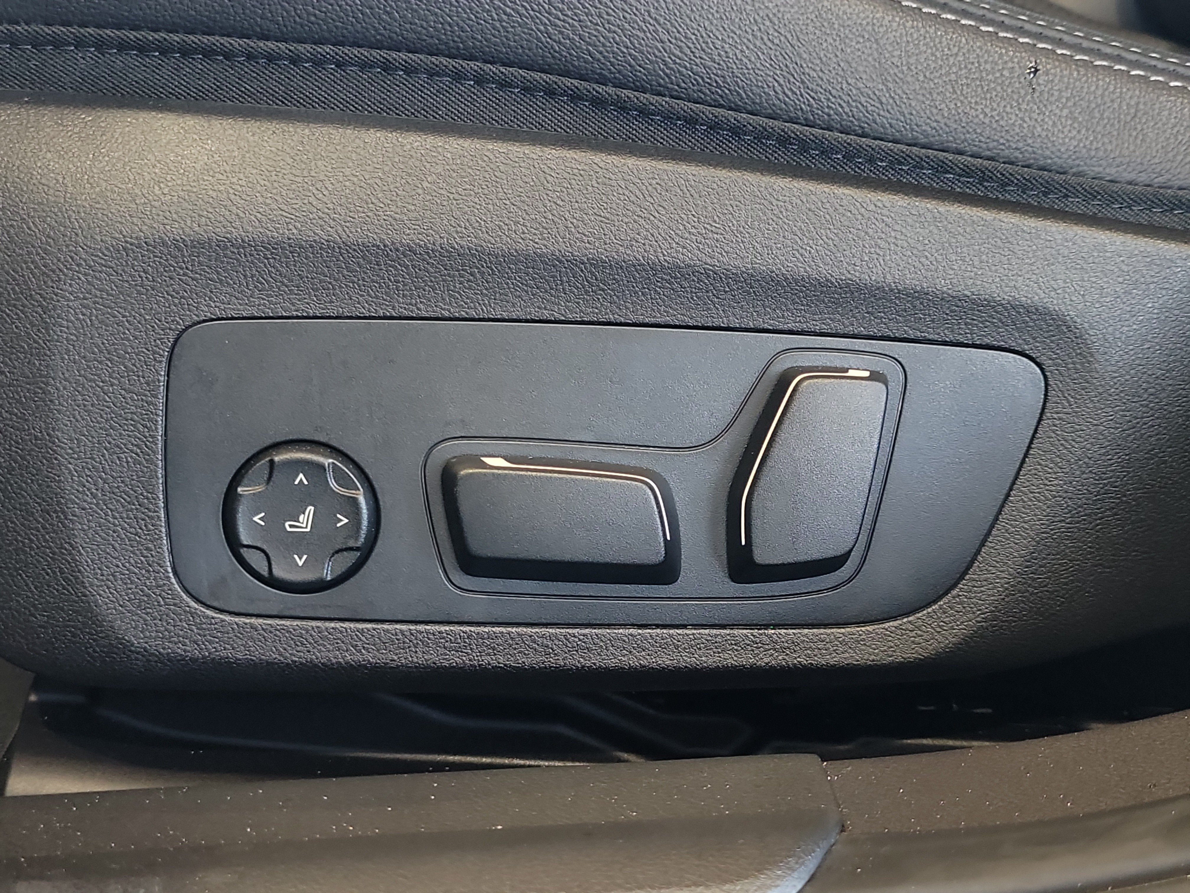 Used 2026 BMW 330i Sedan RWD image 20