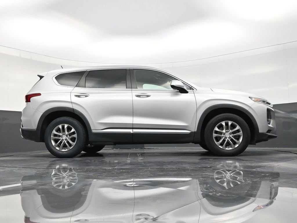Used 2020 Hyundai Santa Fe SE w/ Cargo Package image 26