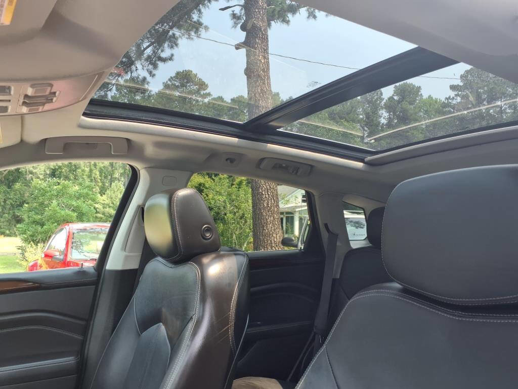 Used 2013 Cadillac SRX Premium image 15