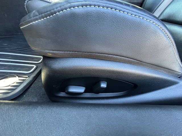 Used 2022 Chevrolet Camaro LT w/ RS Package image 19