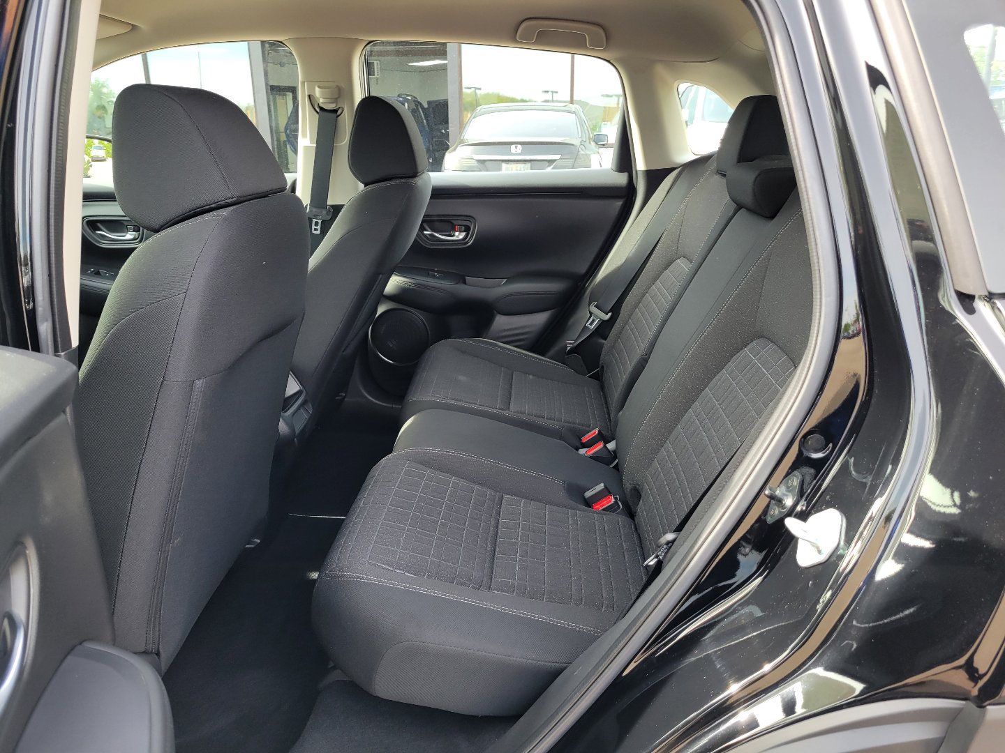 Certified 2023 Honda HR-V LX image 11