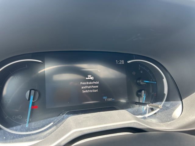 Used 2024 Toyota RAV4 XLE w/ Convenience Package image 18