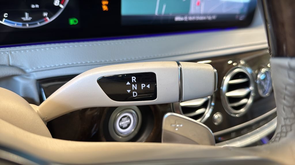 Used 2020 Mercedes-Benz S 560 4MATIC Sedan image 31