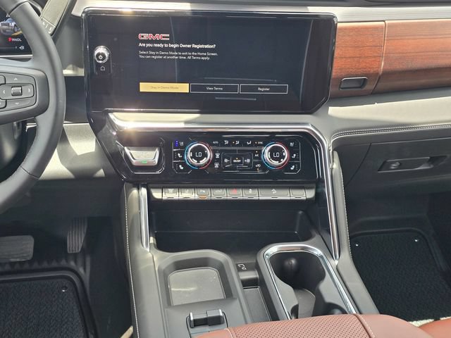 New 2026 GMC Sierra 2500 Denali Ultimate AWD/4WD image 15