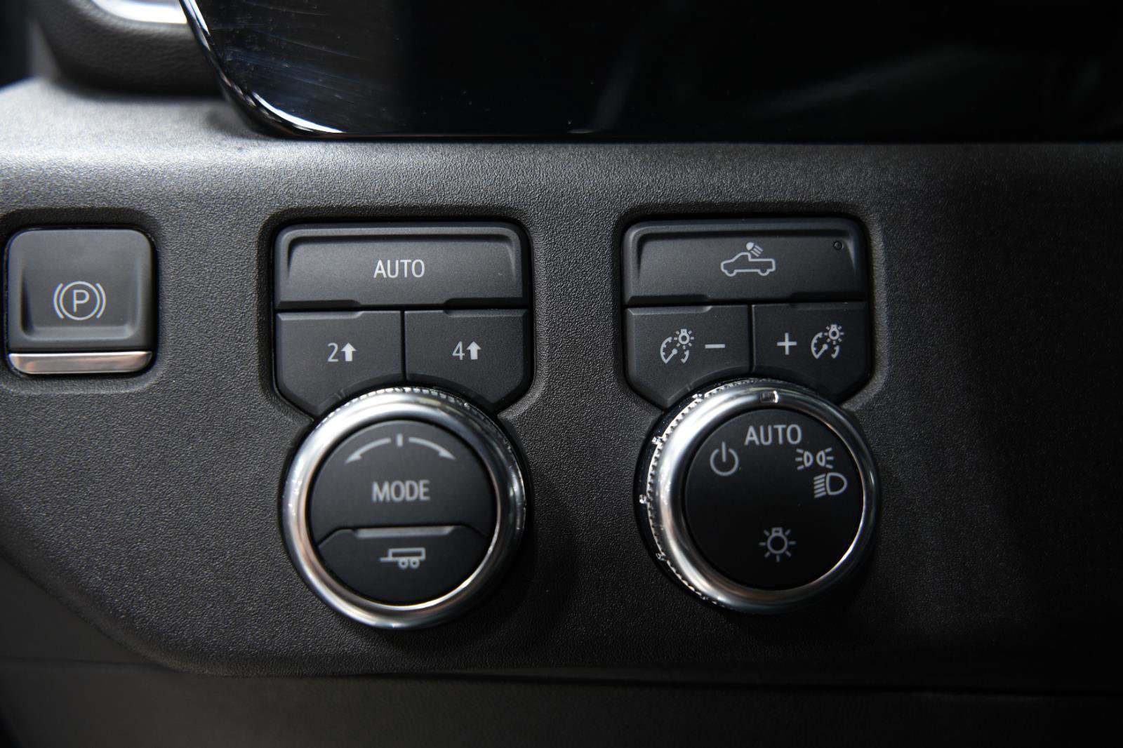 Used 2023 GMC Sierra 1500 SLE w/ Preferred Package image 25