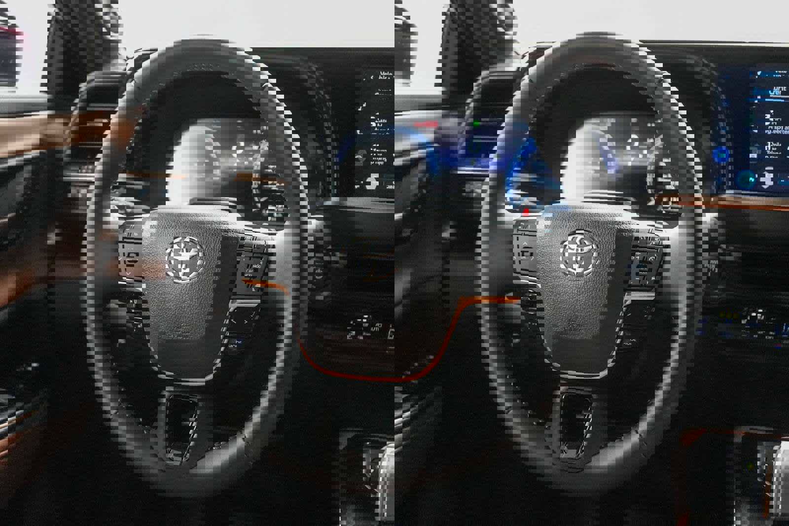 New 2025 Toyota Crown Signia image 10