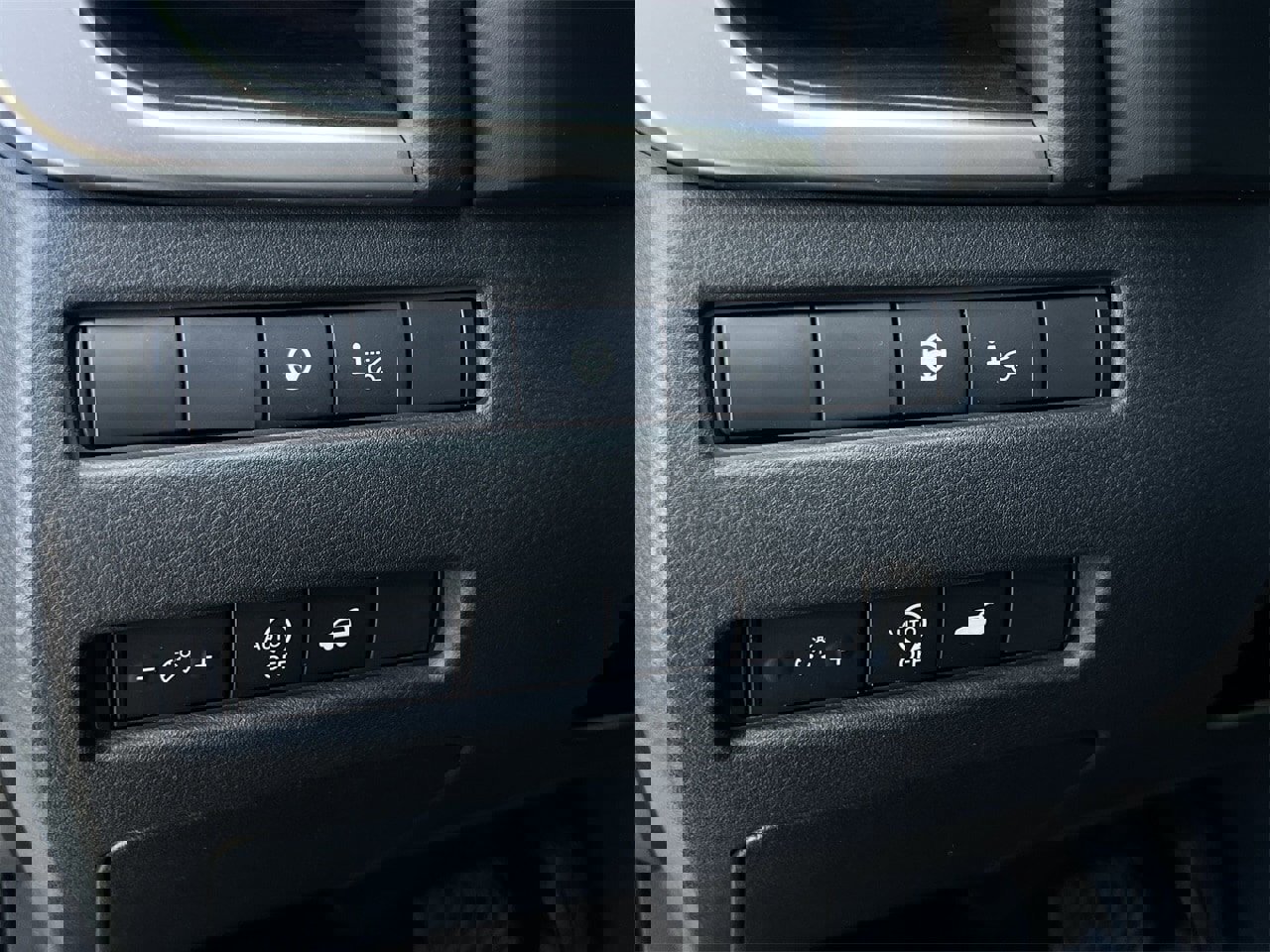 Certified 2023 Nissan Rogue Platinum w/ Platinum Premium Package image 14