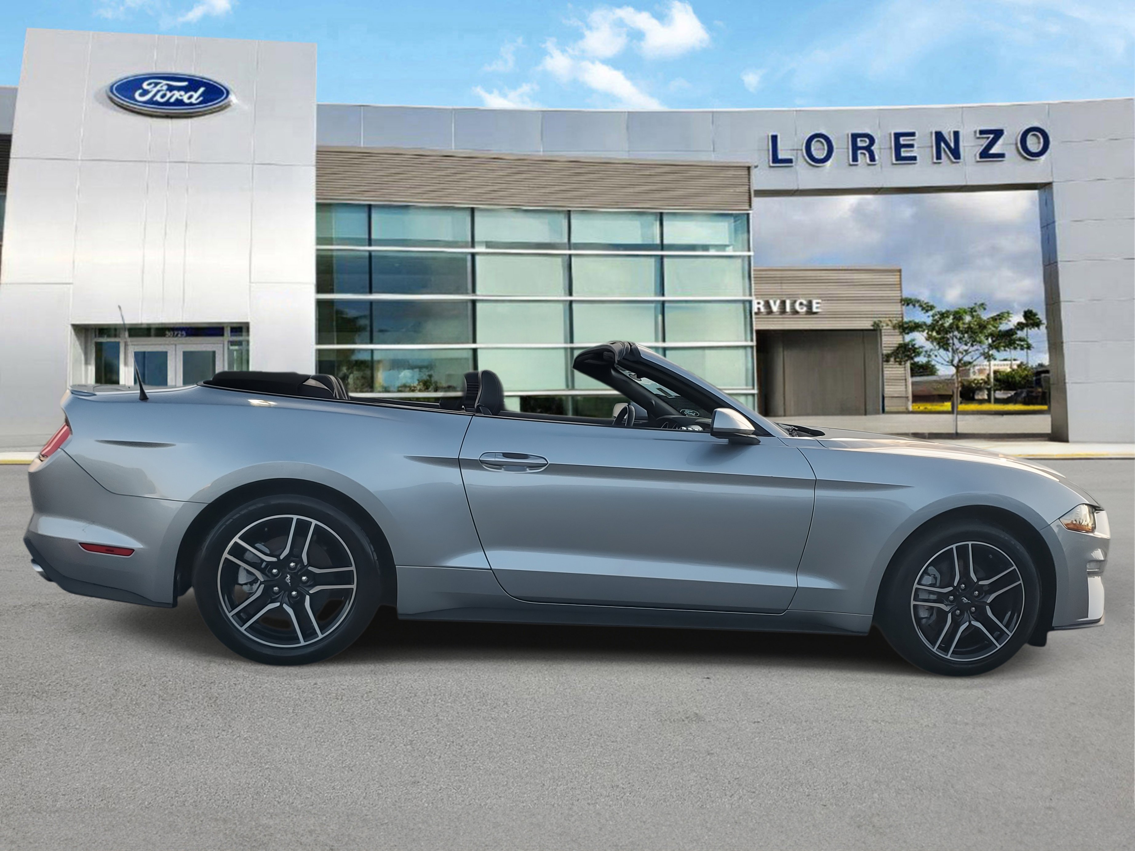 Used 2023 Ford Mustang Premium image 4