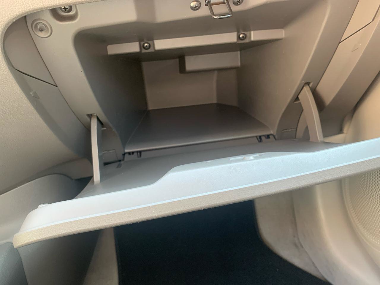 Used 2014 Nissan Versa SV w/ Convenience Package FWD image 20