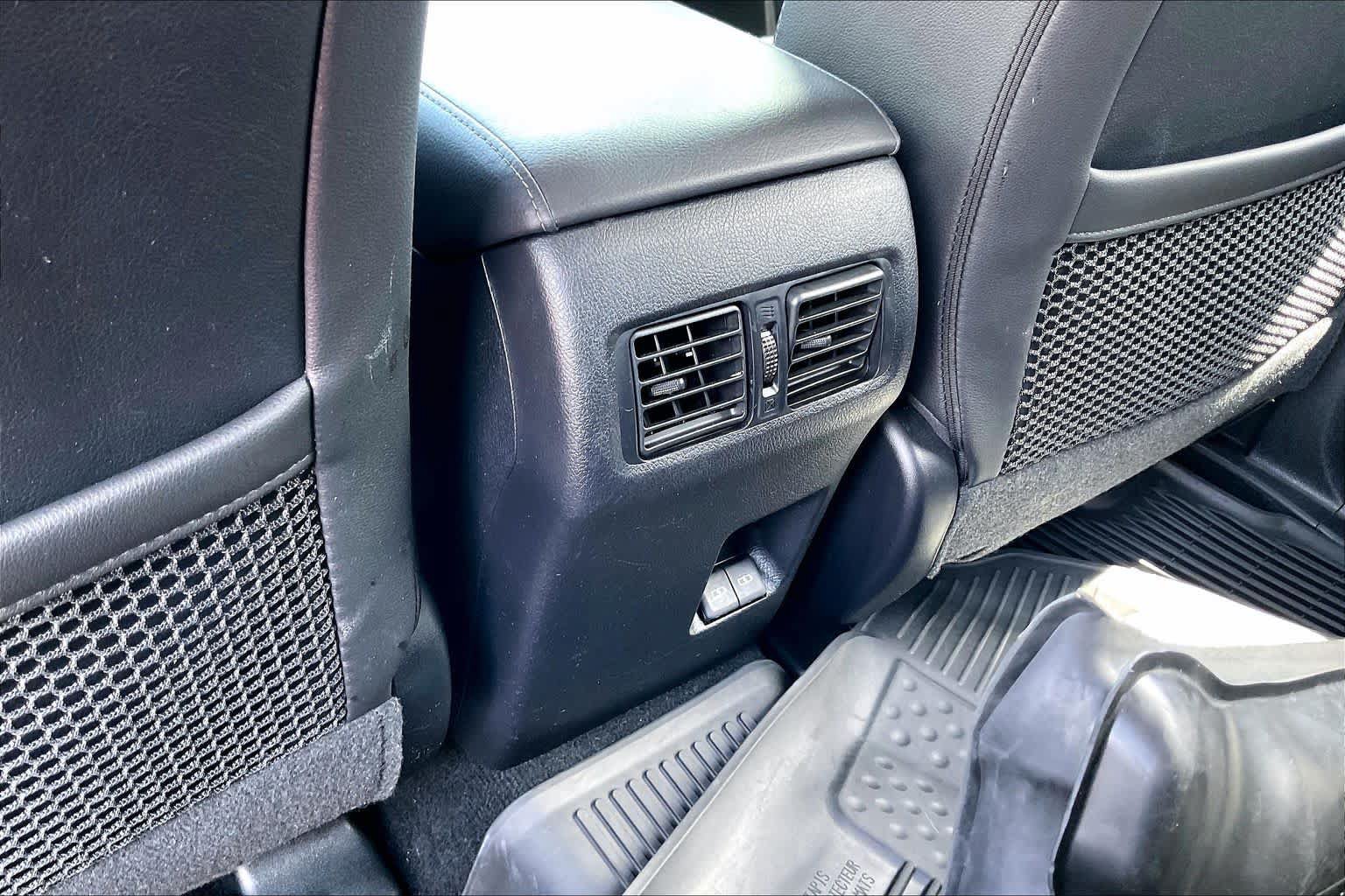 Used 2023 Toyota 4Runner SR5 Premium w/ Moonroof Package RWD image 34