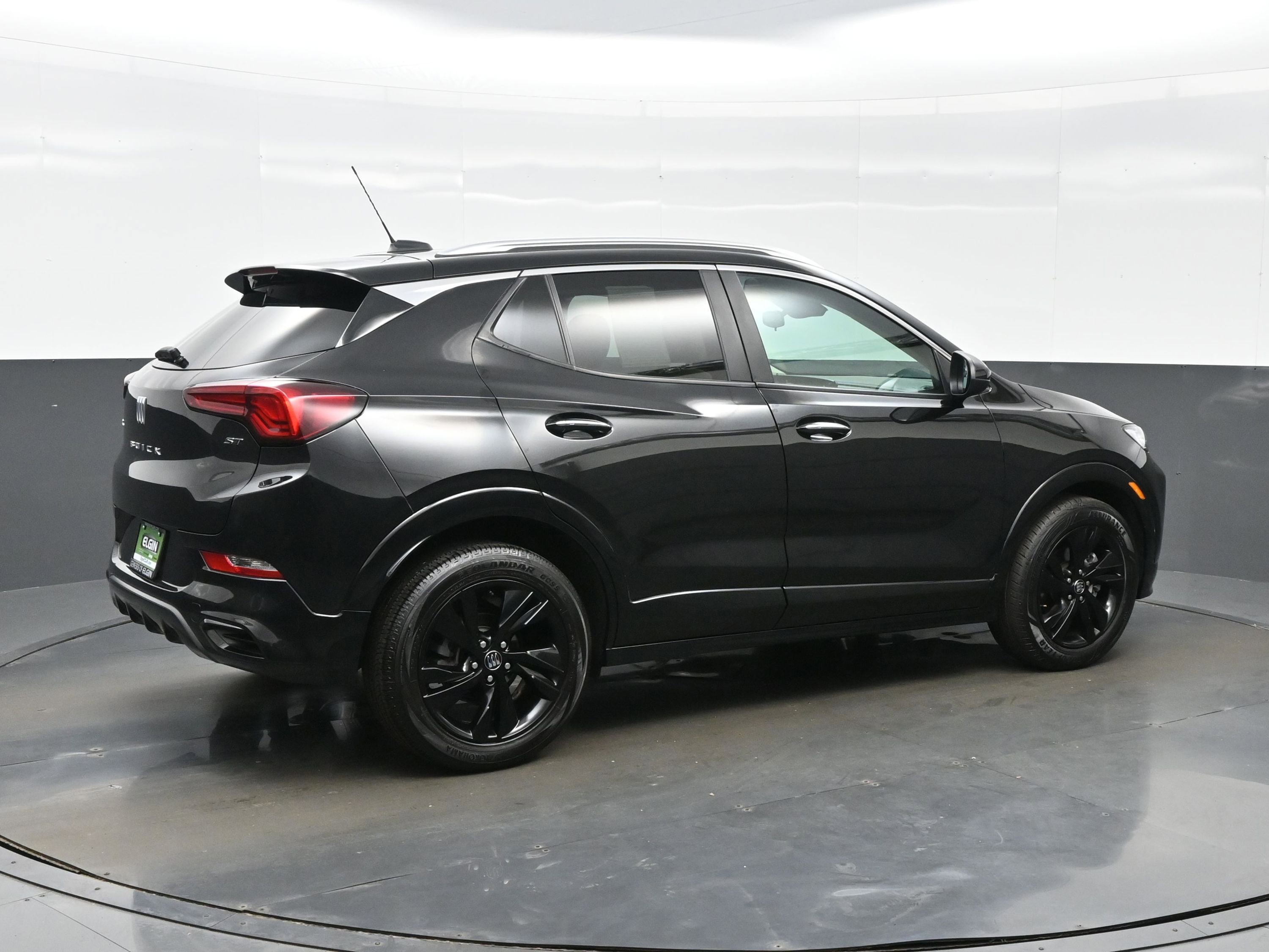 Used 2024 Buick Encore GX Sport Touring FWD image 6
