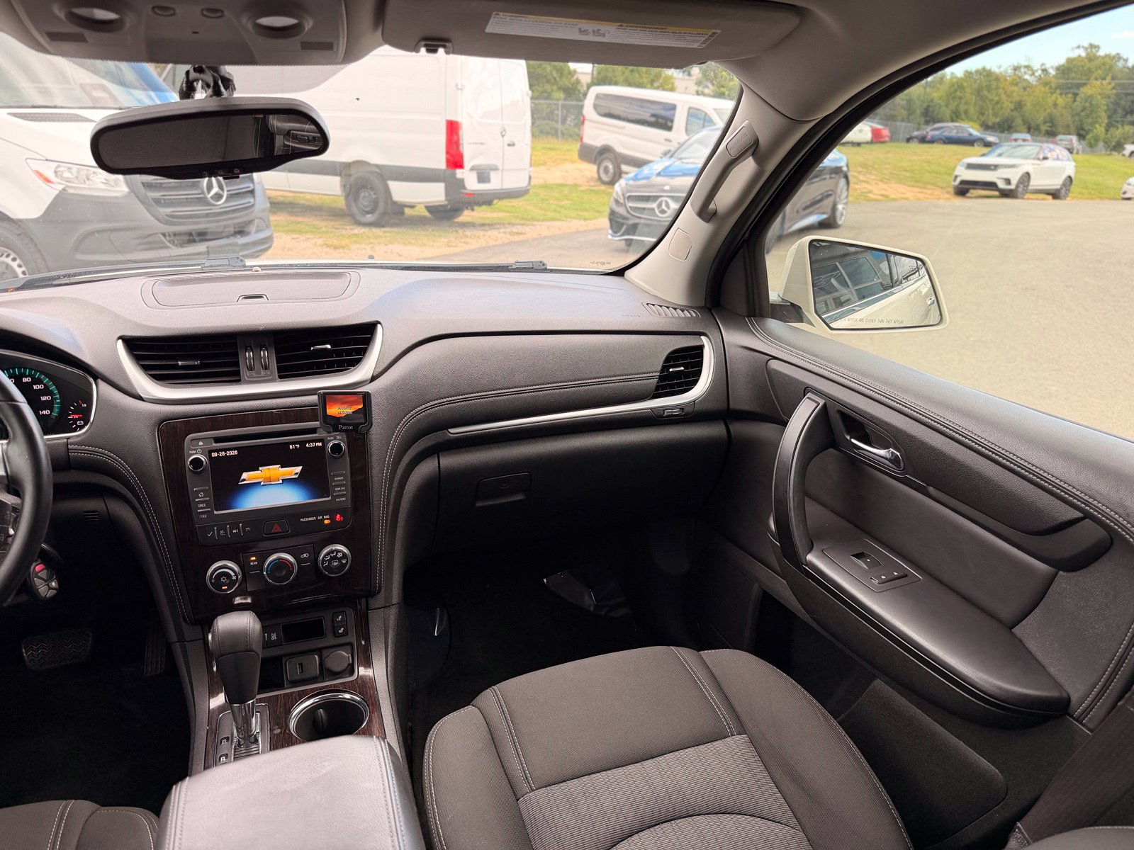Used 2015 Chevrolet Traverse LT AWD/4WD image 29