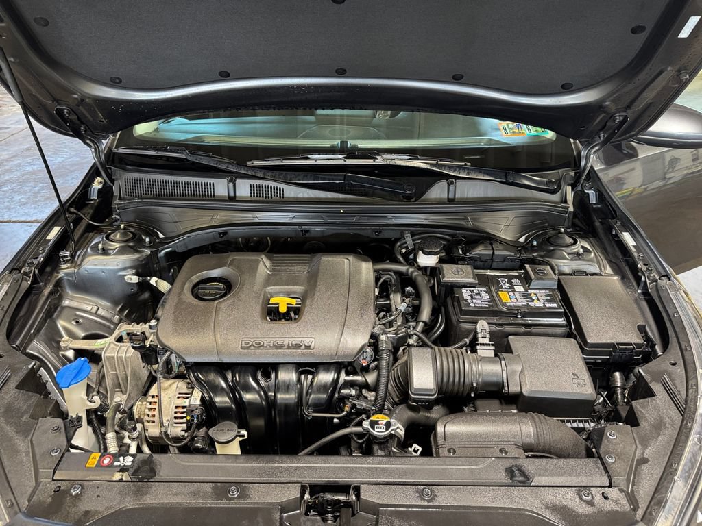 Certified 2024 Kia Forte LXS FWD image 27