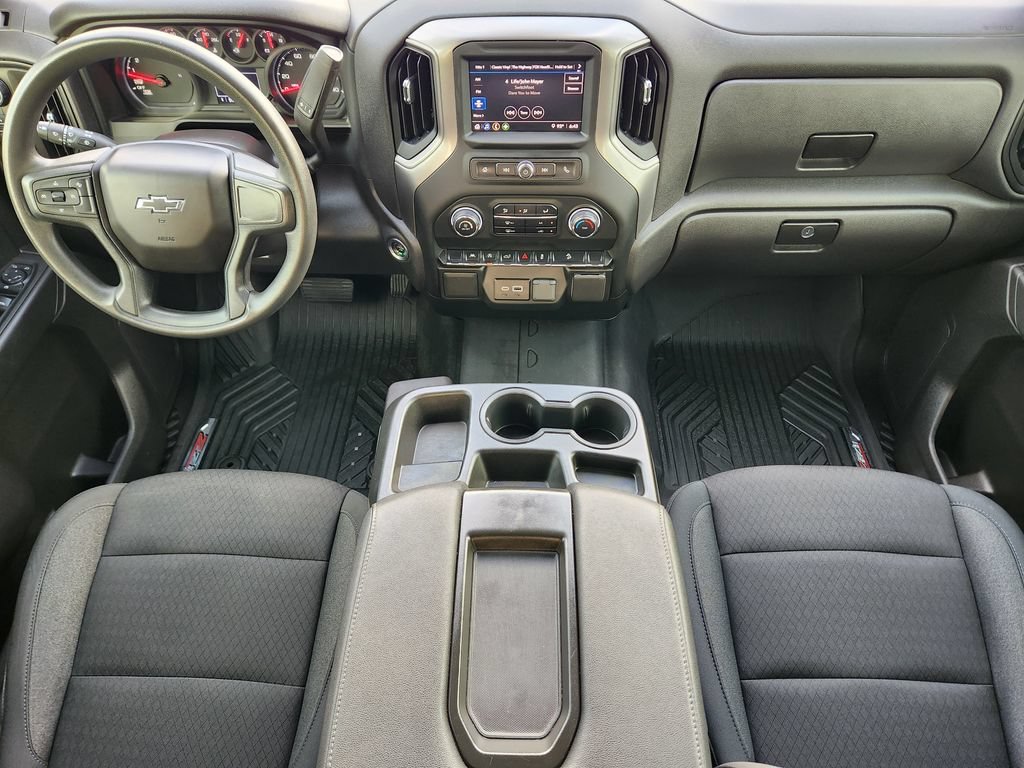 Certified 2024 Chevrolet Silverado 1500 Custom Trail Boss w/ Dark Appearance Package AWD/4WD image 25