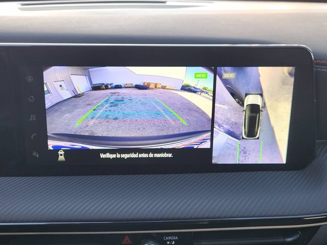 Used 2025 Nissan Kicks SR FWD image 13