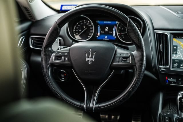 Used 2017 Maserati Levante S AWD/4WD image 9