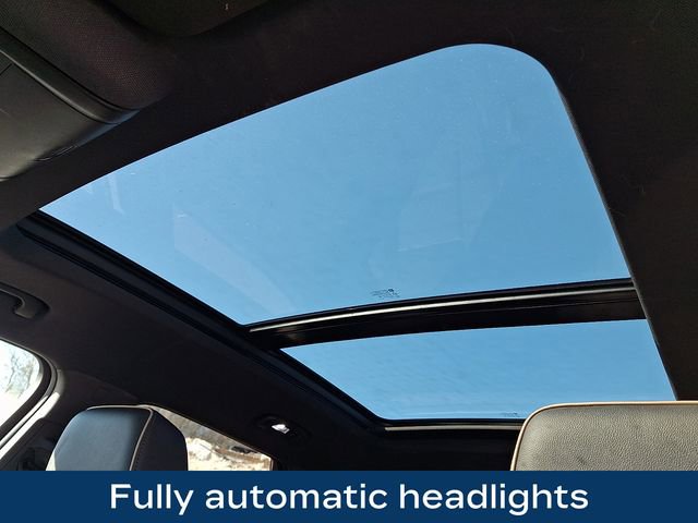 Used 2019 Chevrolet Blazer Premier w/ Sun and Wheels Package image 18