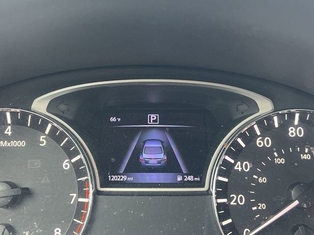 Used 2017 Nissan Altima 2.5 SL w/ Moonroof Package image 11