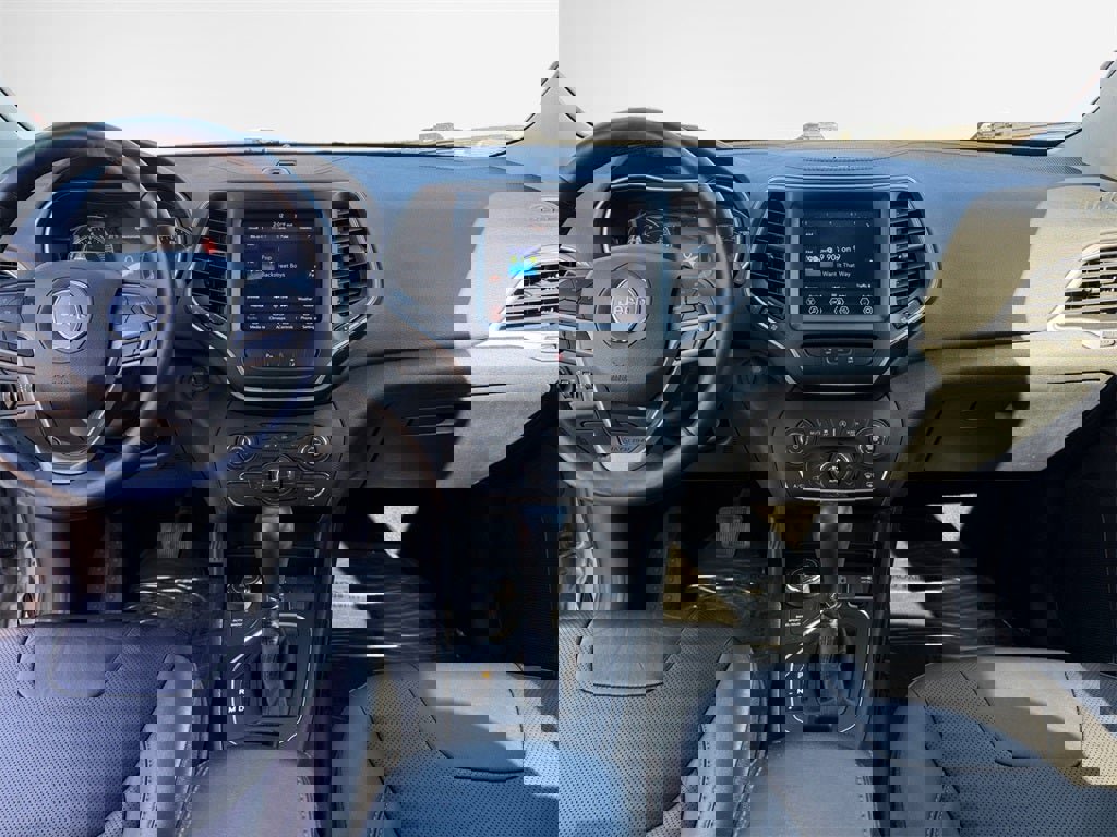 Used 2021 Jeep Cherokee Latitude Lux w/ Comfort/Convenience Group image 16