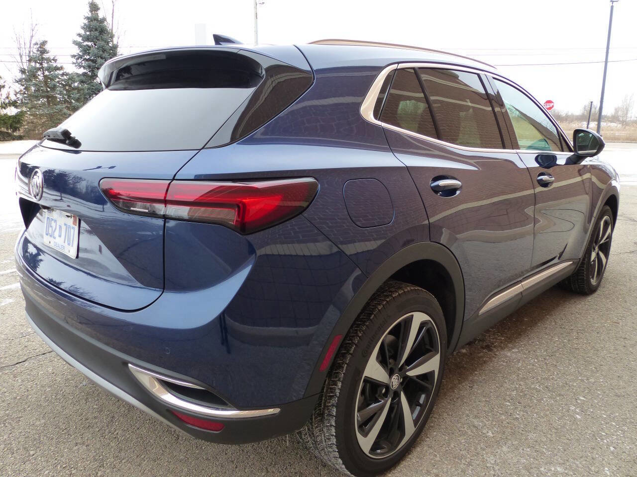 Used 2022 Buick Envision Essence w/ Technology Package I AWD/4WD image 10