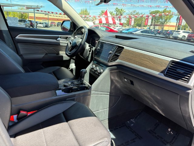 Used 2022 Volkswagen Atlas SE AWD/4WD image 23