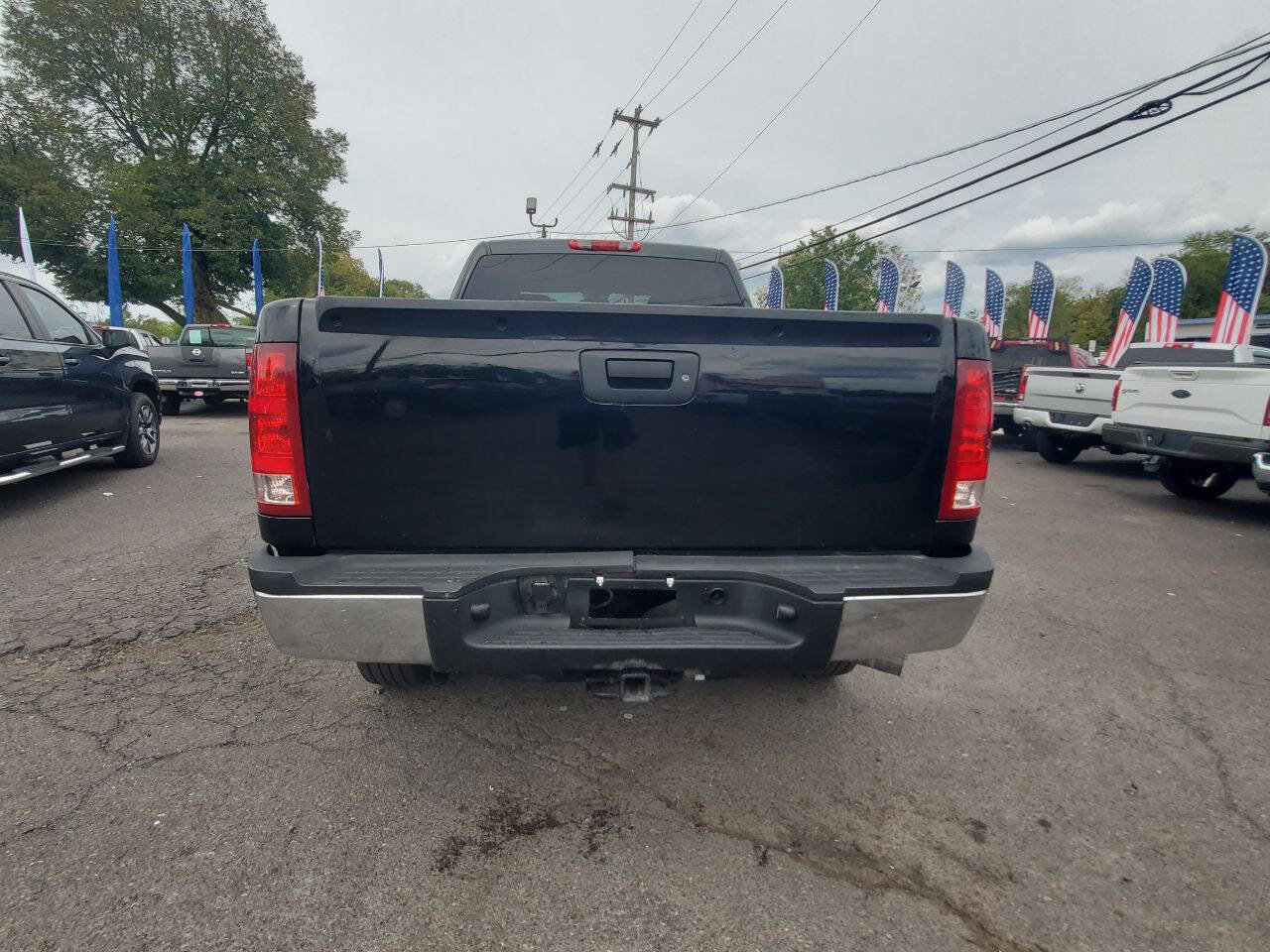 Used 2009 Chevrolet Silverado 2500 LTZ w/ Suspension Package, Off-Road image 9