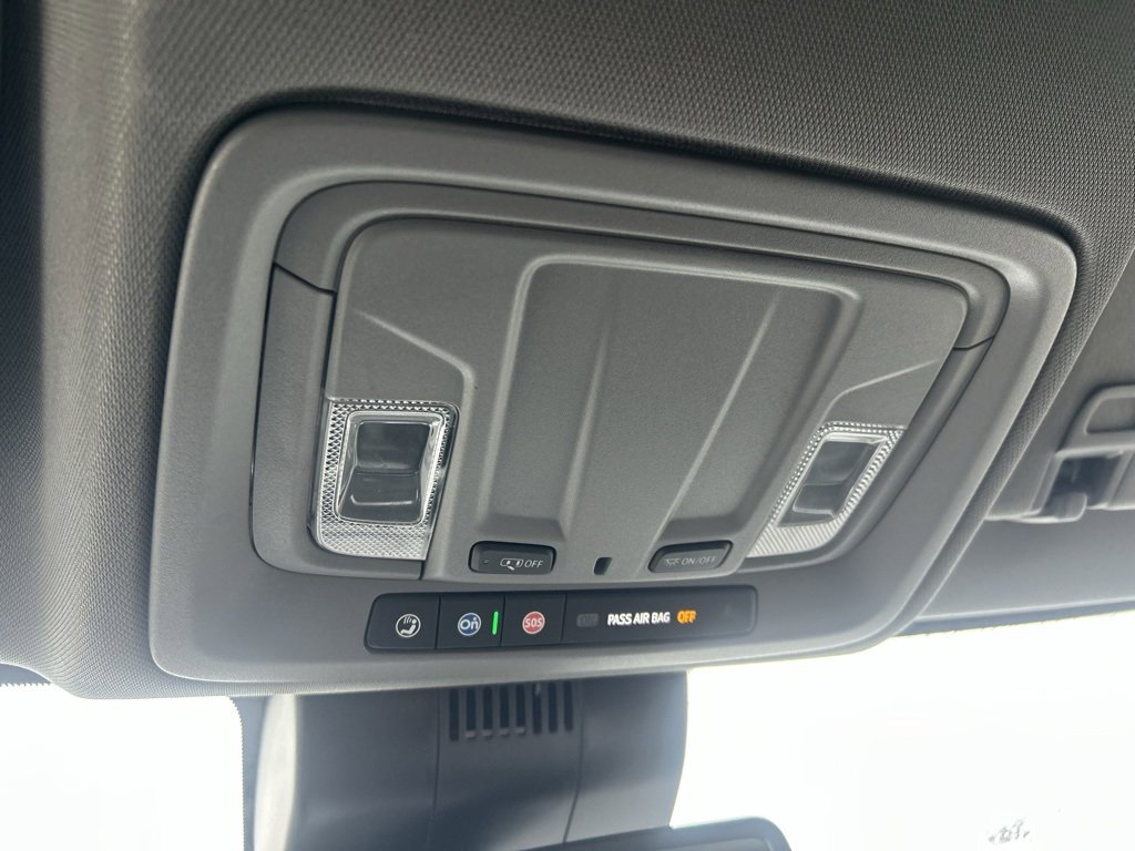 Used 2024 GMC Sierra 1500 SLT w/ X31 Off-Road Package image 24