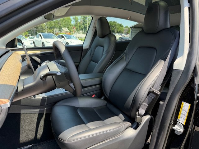 Used 2023 Tesla Model Y Long Range AWD/4WD image 9