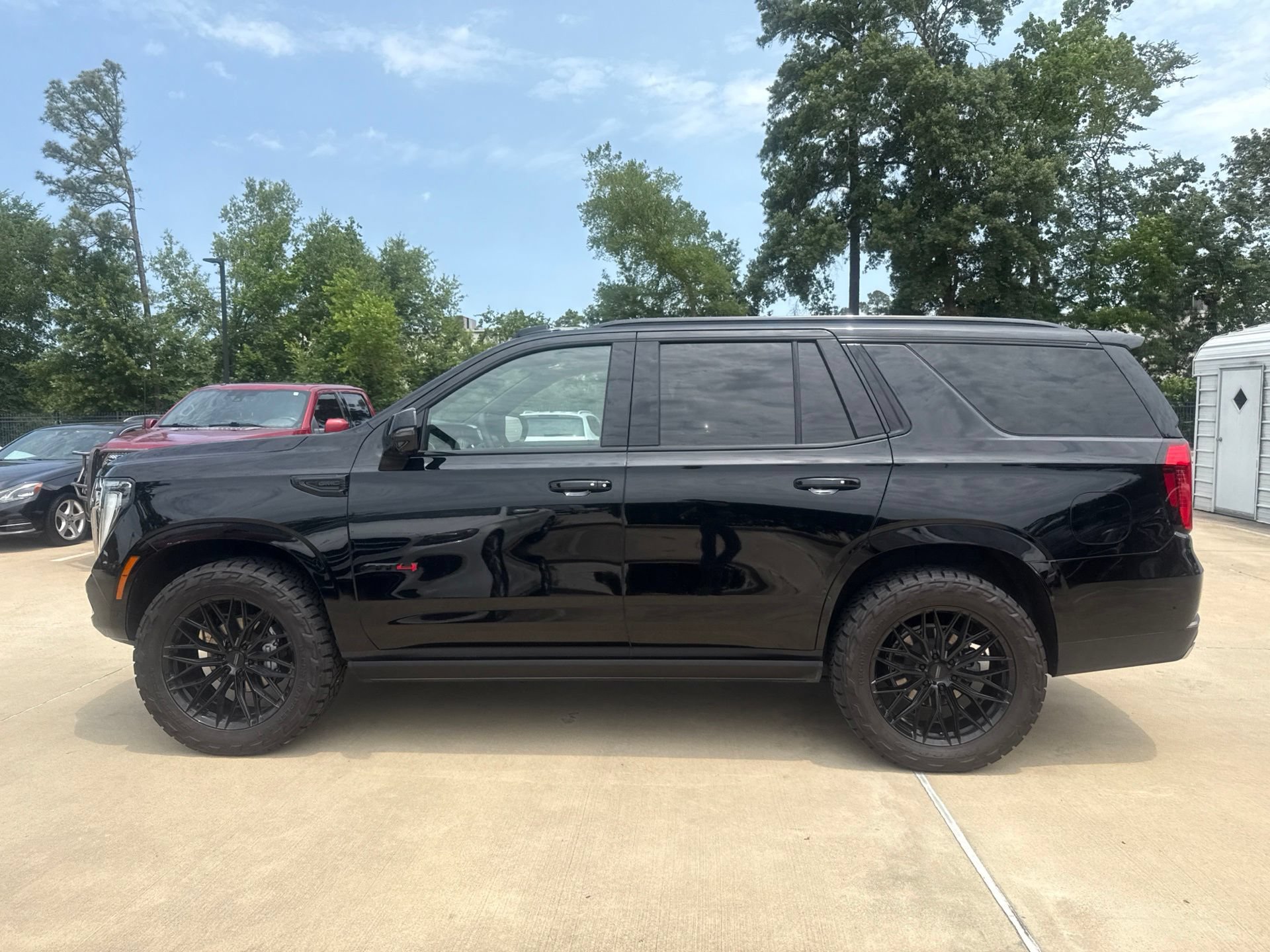 Used 2026 GMC Yukon AT4 Ultimate AWD/4WD image 7