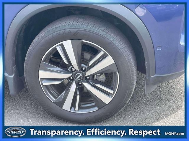Used 2023 Nissan Rogue Platinum AWD/4WD image 9