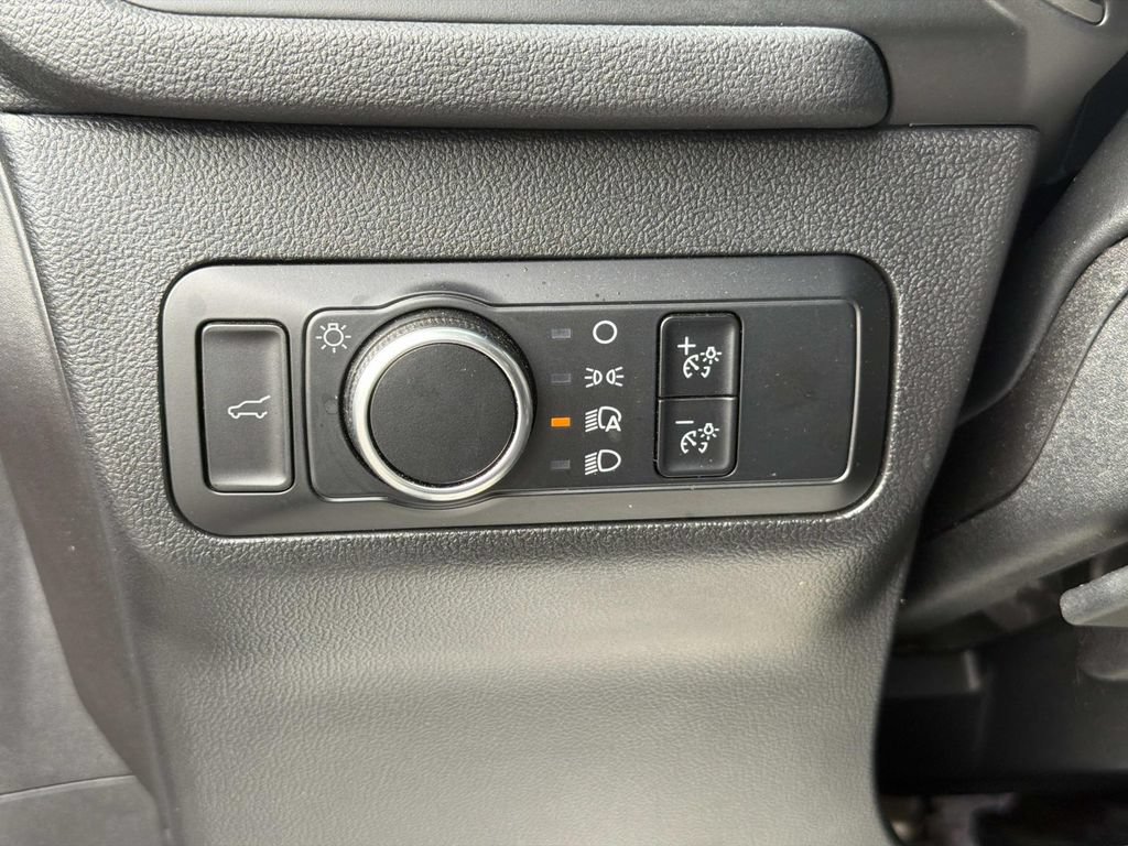 Used 2024 Ford Escape Active AWD/4WD image 30
