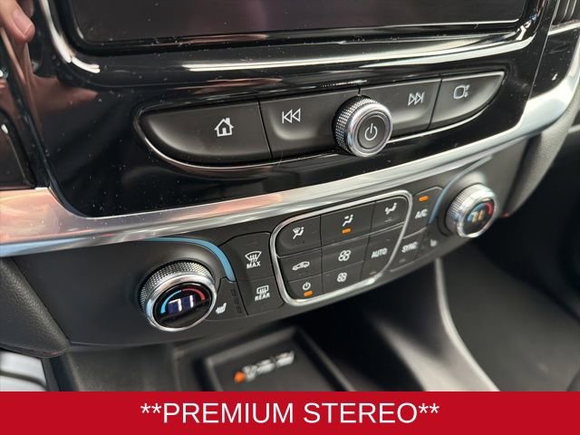 Used 2023 Chevrolet Traverse RS image 17