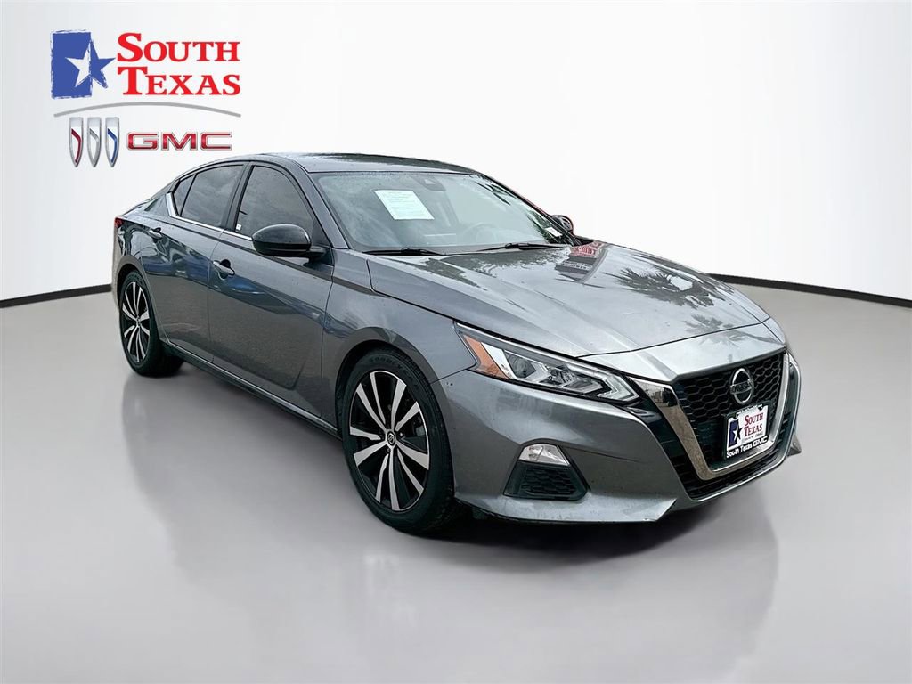 Used 2022 Nissan Altima 2.5 SR FWD image 1