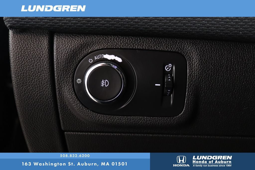 Used 2018 Chevrolet Cruze LT FWD image 25