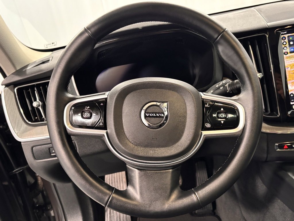 Certified 2025 Volvo XC60 B5 Plus image 13