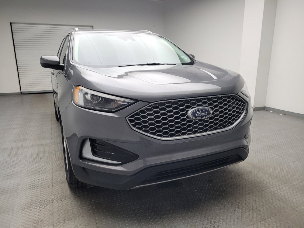 Used 2023 Ford Edge SEL image 14