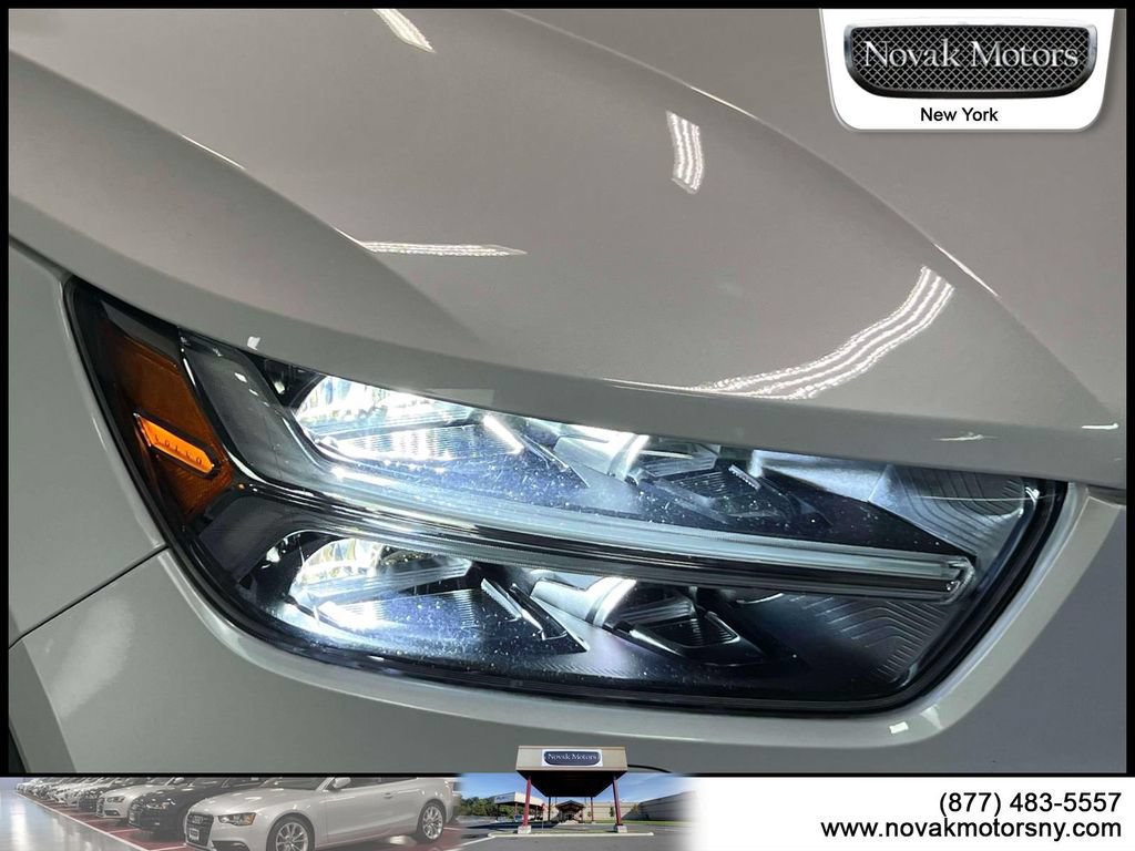 Used 2022 Volvo XC40 T5 Momentum w/ Premium Package AWD/4WD image 9
