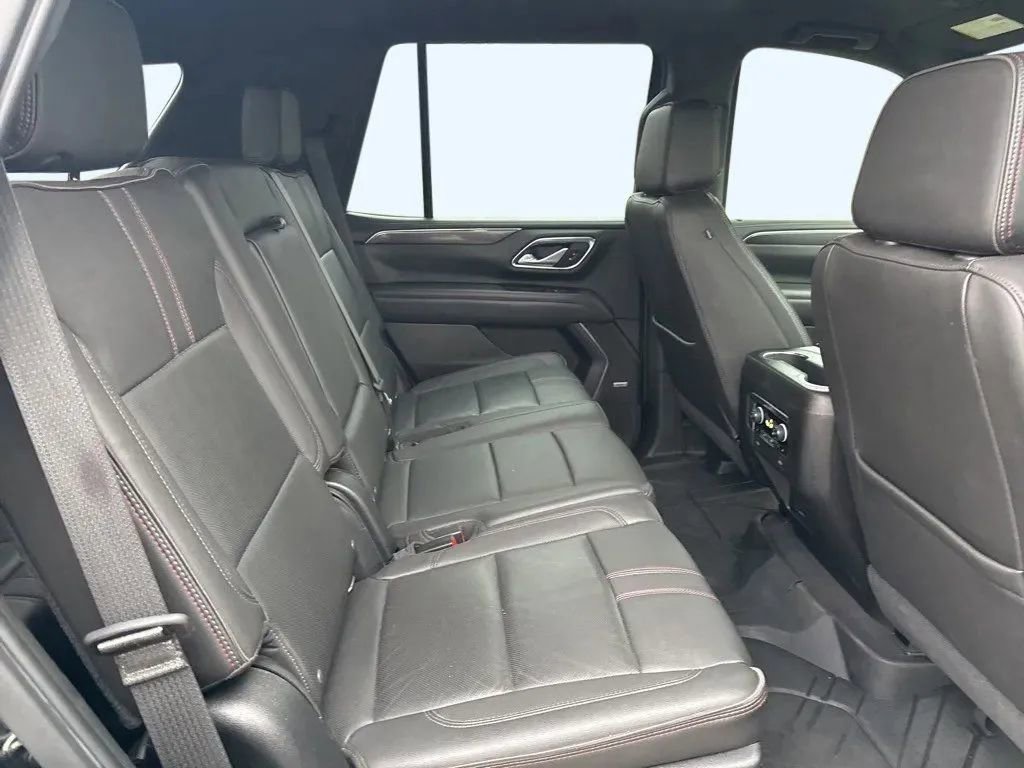 Used 2021 Chevrolet Tahoe RST w/ Luxury Package image 31