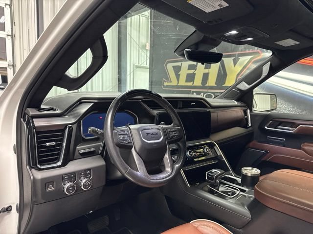 Used 2023 GMC Sierra 1500 Denali Ultimate AWD/4WD image 5