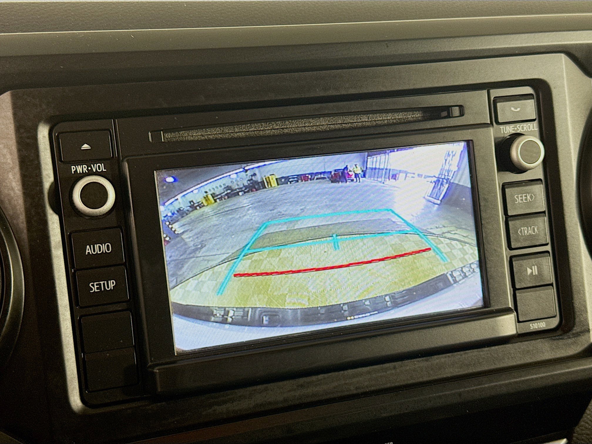 Used 2017 Toyota Tacoma SR image 19