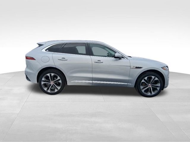 Used 2023 Jaguar F-PACE R-Dynamic S AWD/4WD image 4