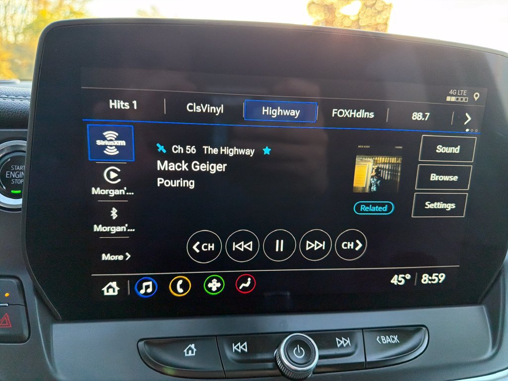 Used 2024 Chevrolet Blazer LT FWD image 22