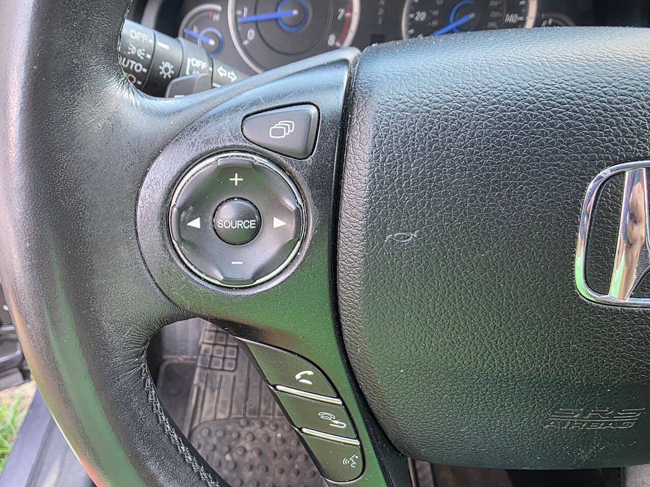 Used 2015 Honda Crosstour EX-L image 16
