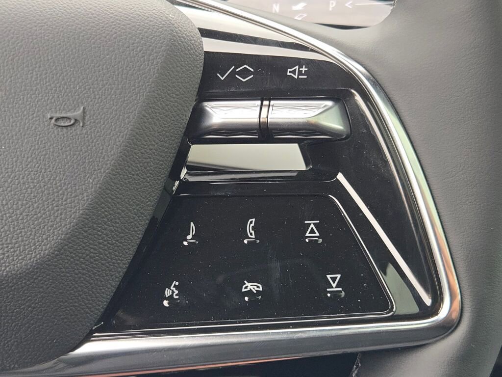 New 2026 Cadillac Optiq Sport 1 RWD image 32